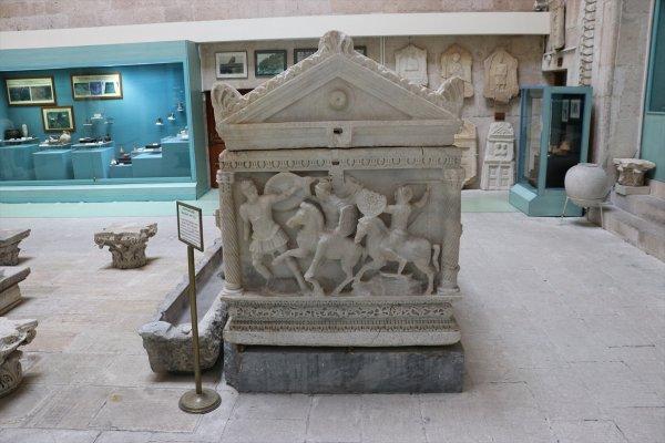 En sağlam Amazonlar lahdi Kütahya'da