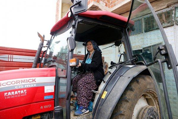 Moda tasarımcılığını bırakıp çiftçi oldu