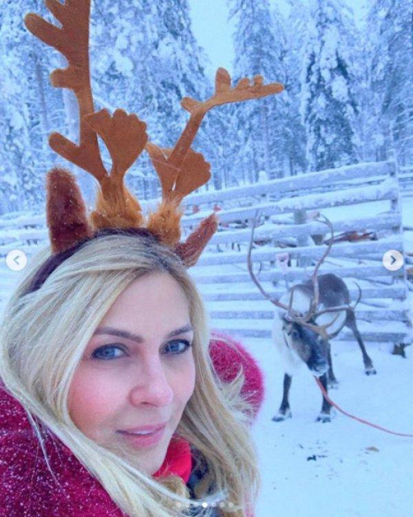 Arzu Sabancı'dan geyikli poz