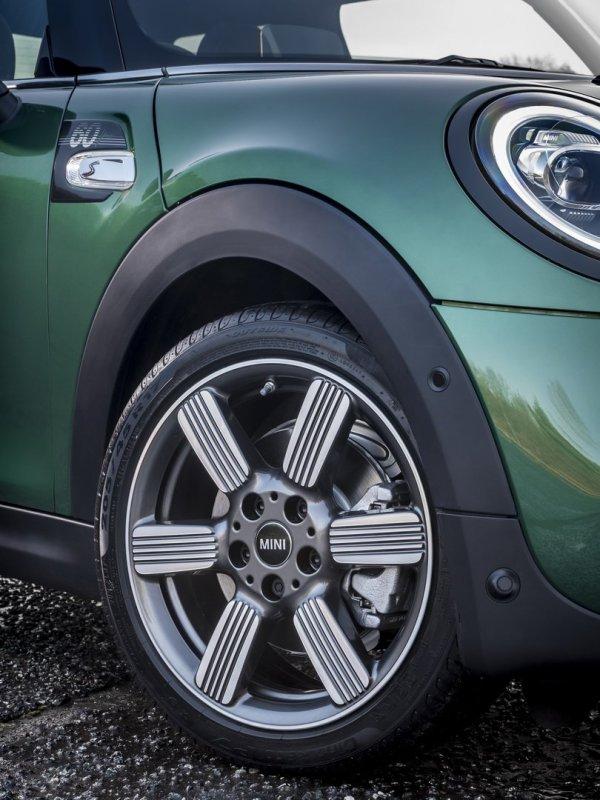Mini Cooper'dan 60. yılına özel sürüm