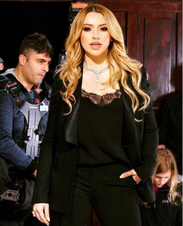 Hadise'nin yaptığı paylaşım Aslı Enver'i kızdırdı