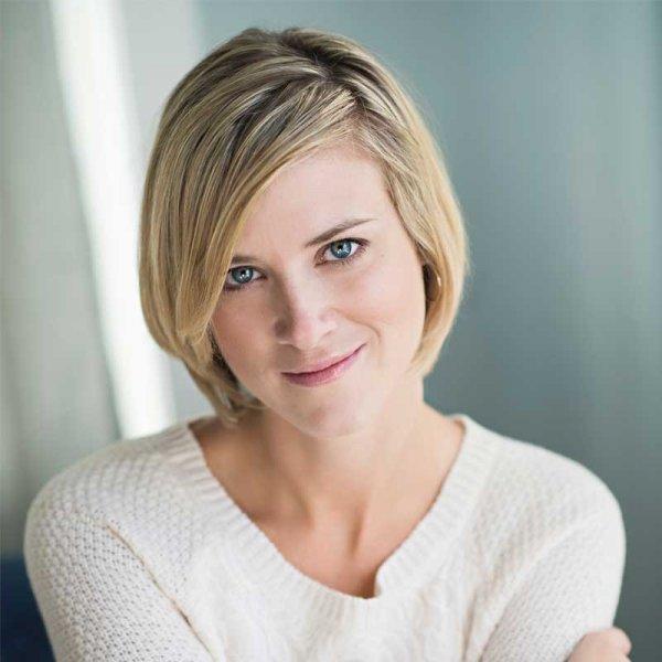 Ateş Kraliçesi - Emily R. King