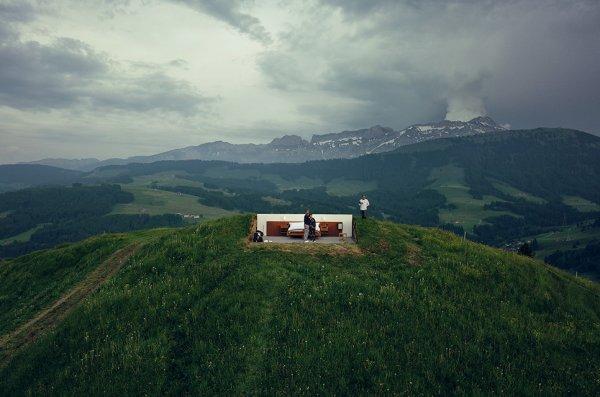 İsviçre Alpleri'nde yıldızları saymakla bitmeyen otel