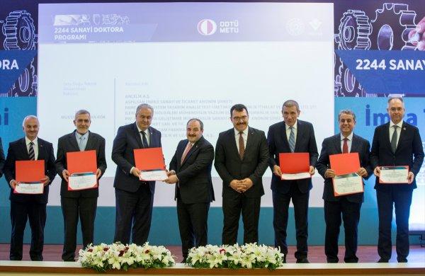 Bakan Varank Sanayi Doktora Programı'nda