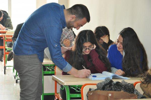 Yüksekovalı öğrencilerden sınav merkezi talebi