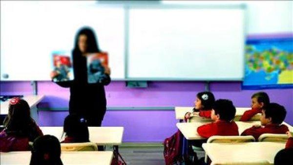 Sözleşmeli öğretmenler 4 yıl sonra kadrolu olabilecekler