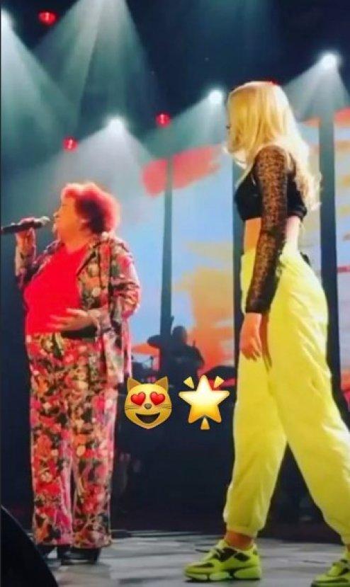 Aleyna Tilki’ye Selda Bağcan sürpriz yaptı