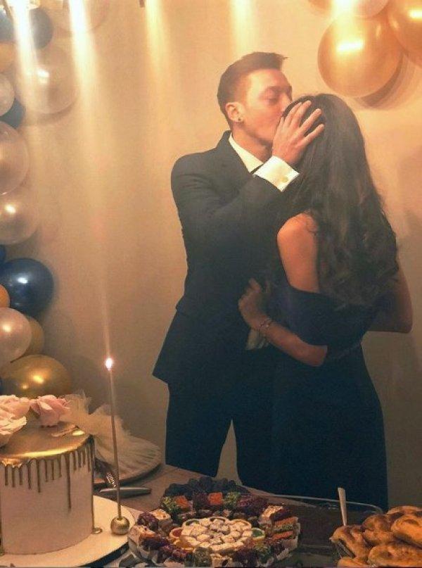 Amine'nin giyeceği gelinliğin fiyatı dudak uçuklattı