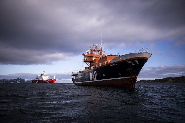 Türk ekibi Antarktika'ya ayak bastı