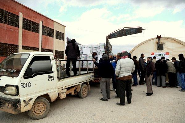 İHH savaş mağdurlarına yardıma koştu
