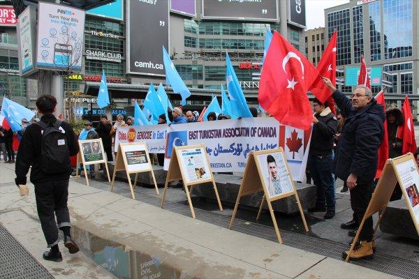 Kanada'da Doğu Türkistan protestosu