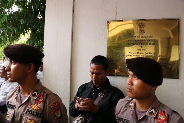 Endonezya'da Hindistan karşıtı gösteri