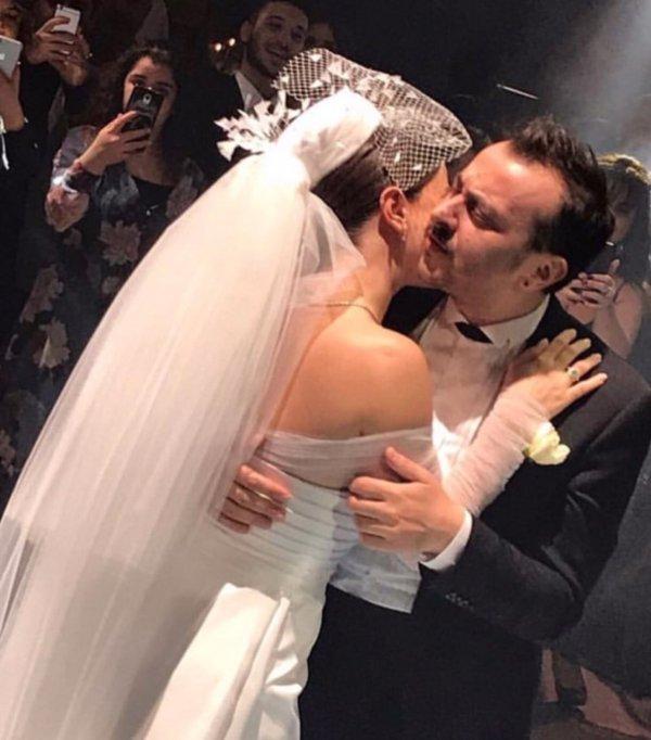 Hazal Kaya ile Ali Atay evlendi