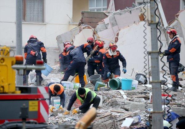 Kartal'da can kaybı 21'e çıktı