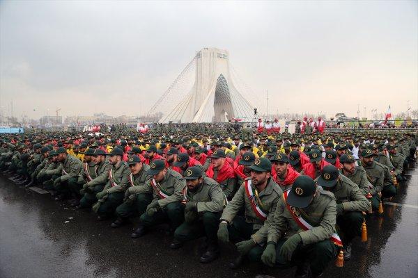 İran füze üretimine devam edecek
