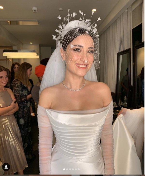 Hazal Kaya, Beren Saat'i düğününe çağırmadı