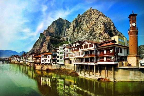 Ferhat’ın Şirin için dağlarını deldiği şehir: Amasya