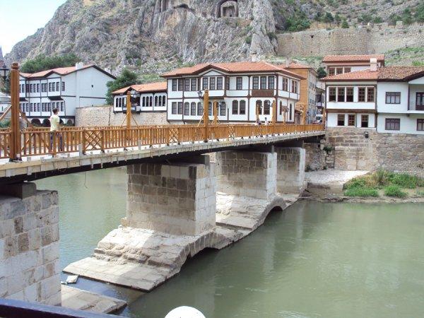 Ferhat’ın Şirin için dağlarını deldiği şehir: Amasya