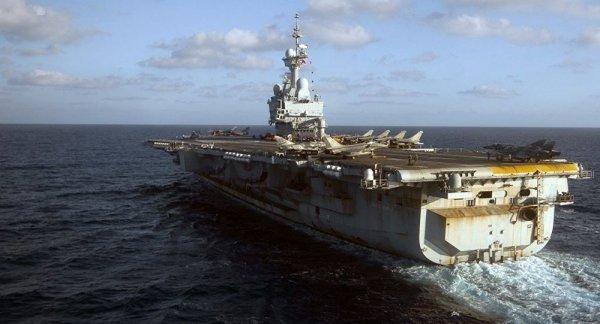 Fransa Doğu Akdeniz'e yerleşiyor