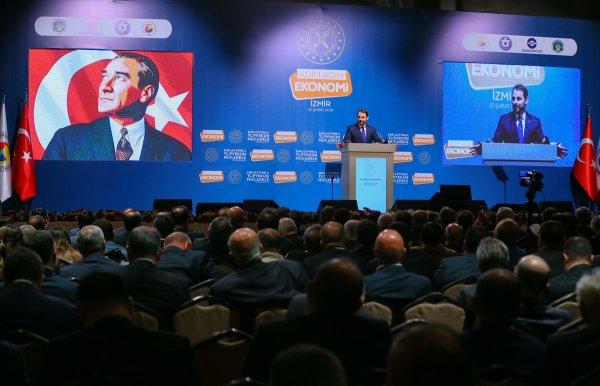 Bakan Albayrak İzmir'de konuştu