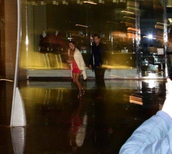 Özge Ulusoy iş adamı sevgilisiyle İstanbul gecelerinde