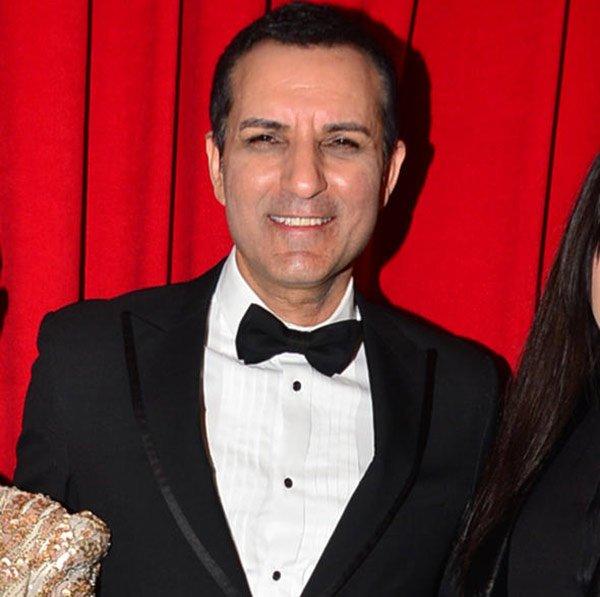 Rafet El Roman: Lanet olsun doğuştan karizmatiğim