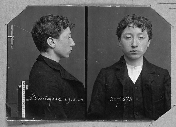 Sabıka fotoğraflarının mucidi: Alphonse Bertillon