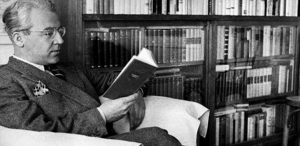 102. yaş gününde Sabahattin Ali eserlerinden alıntılar