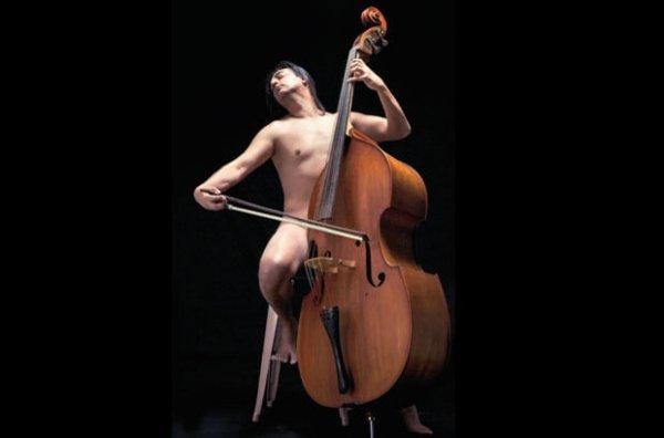 Şarkıcı Çelik, çıplak pozları ile ilgili konuştu