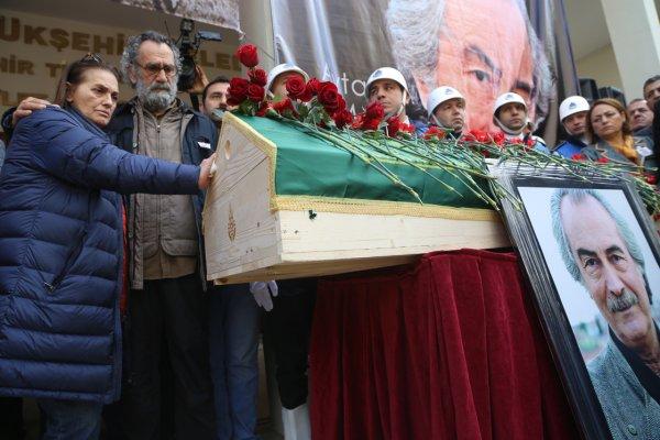 Aytaç Arman son yolculuğuna uğurlandı