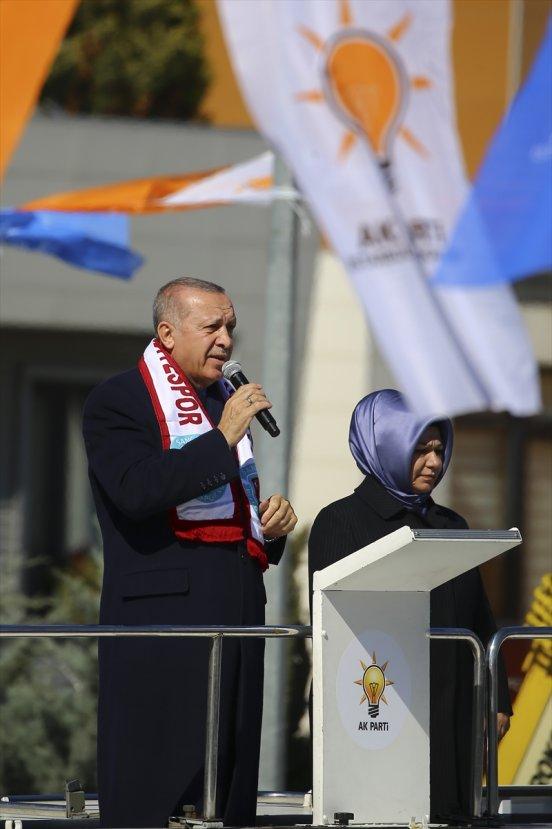 Cumhurbaşkanı Erdoğan: Kılıçdaroğlu, YPG'yi savunuyor