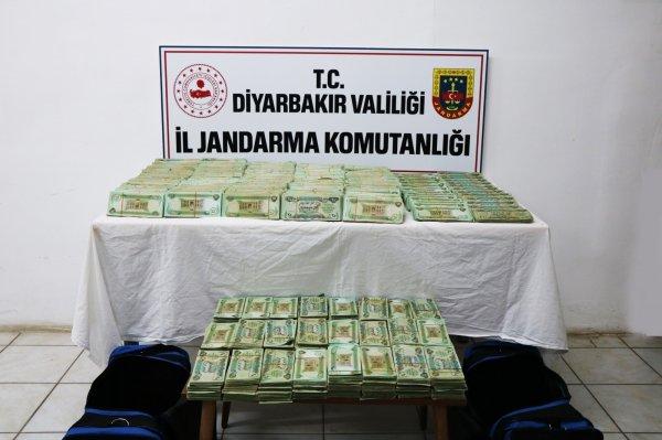 Diyarbakır’da 1 milyon Irak dinarı yakalandı