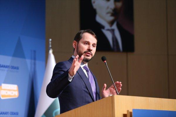 Bakan Albayrak Kocaeli'de iş dünyasıyla bir araya geldi