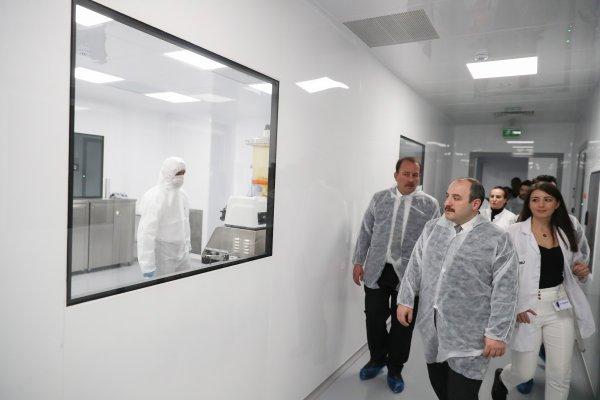 Bakan Varank, Albila Serum'u ziyaret etti