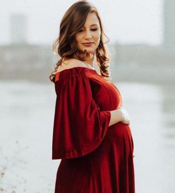 Hakan Çalhanoğlu baba oldu