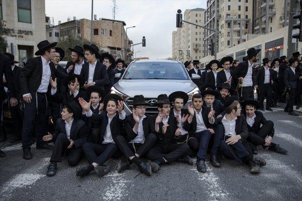 İsrail polisinden Ultra-Ortodoks Yahudilerine müdahale