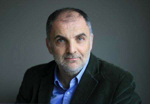 Hakan Yel ile 9. romanı “Bir Daha” ve ilginç yaşamını konuştuk