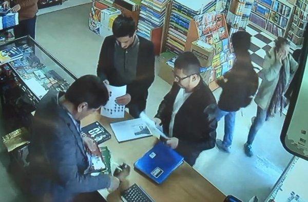 Kitabevinden 50 kitap çalan hırsız kameraya yakalandı