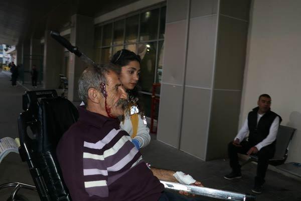 Para meselesi yüzünden babasını bıçakladı