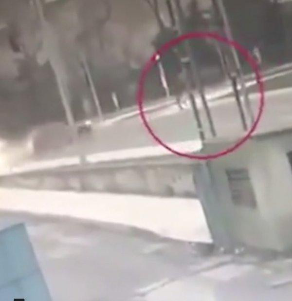 Kırmızı ışıkta geçti, 1 kişinin ölümüne yol açtı