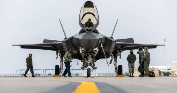 Bakan Akar: F-35'lerle ilgili hazırlıklarımızı yaptık