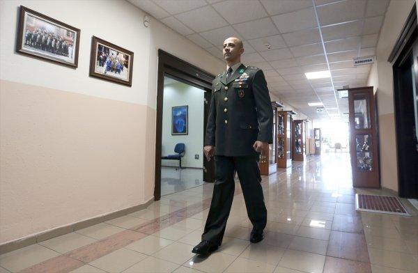 Bacağını vatana feda eden gazi Özgür Ocak görevine döndü