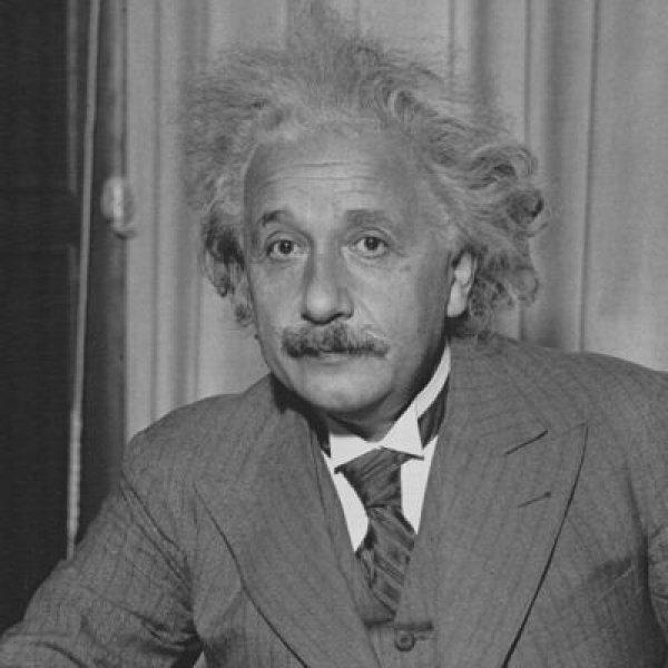 140. yaşında Albert Einstein'den aforizmalar