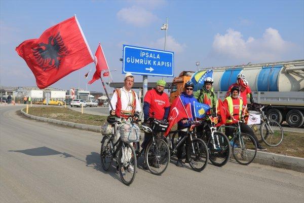 Şehitler için Balkanlar'dan Çanakkale'ye bisiklet sürüşü