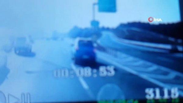 Dikkatsiz sürücünün sebep olduğu zincirleme kaza kamerada