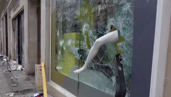 Fransa yine savaş alanına döndü