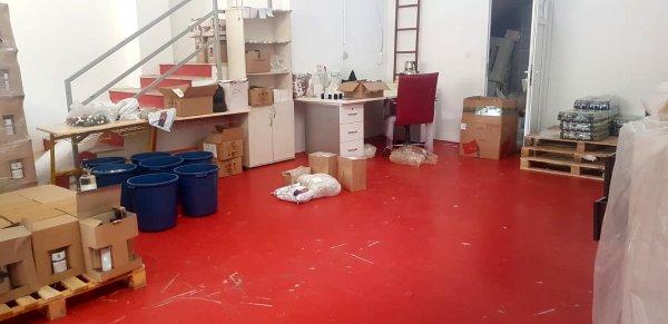 İzmir'de 6 ton etil alkol ele geçirildi