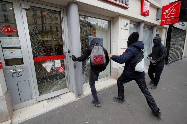 Fransa yine savaş alanına döndü