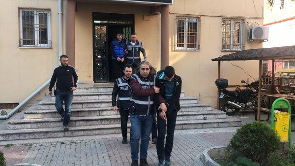 Hırsızlık yaptıkları arabaların parasıyla, araba aldılar