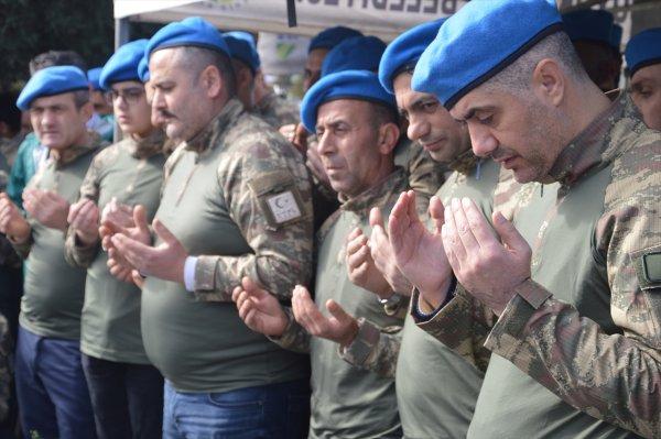 25 yıl sonra şehit komutanlarının mezarında buluştular